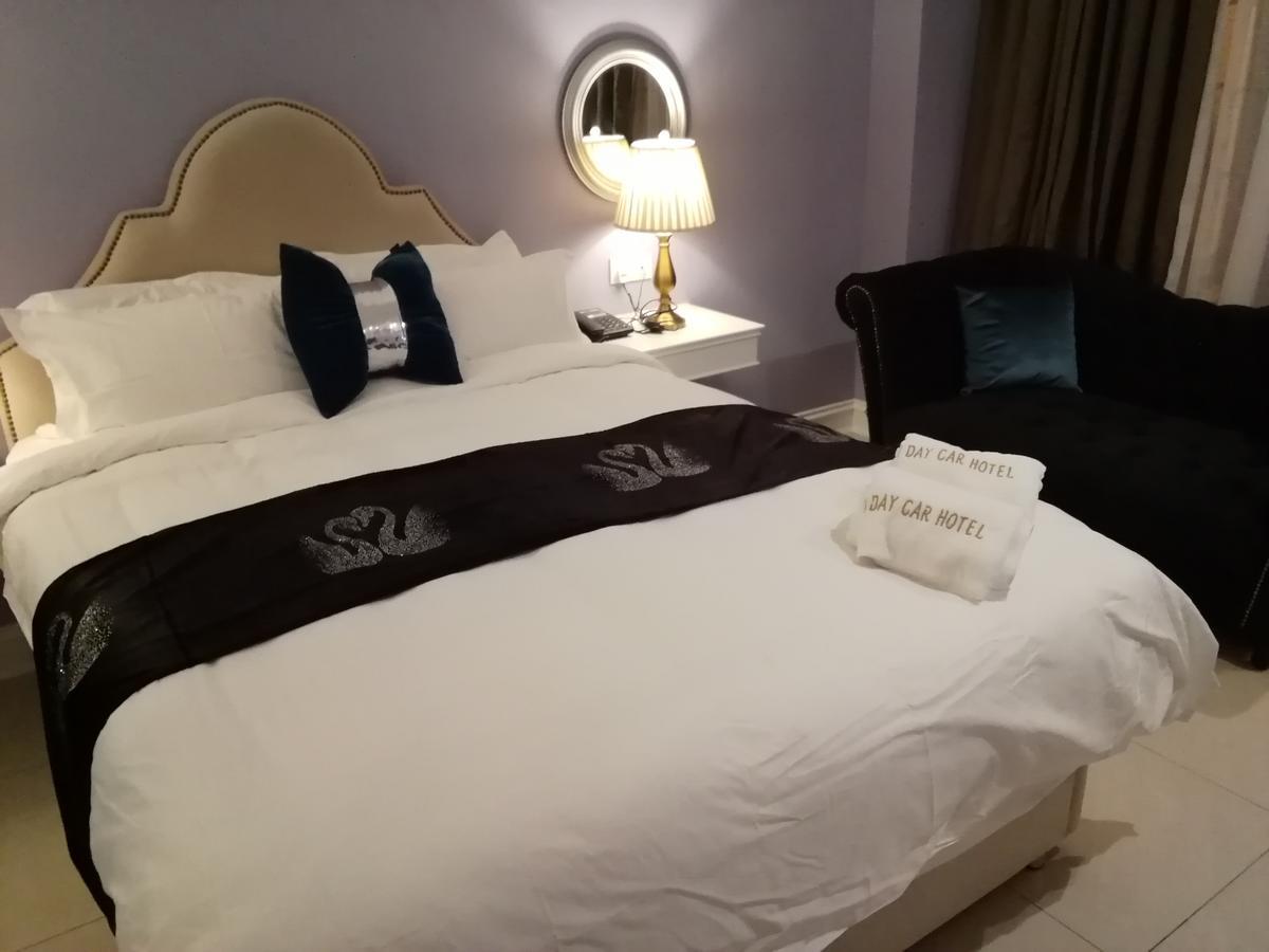 1 Day Car Hotel Station 18 Ipoh Esterno foto